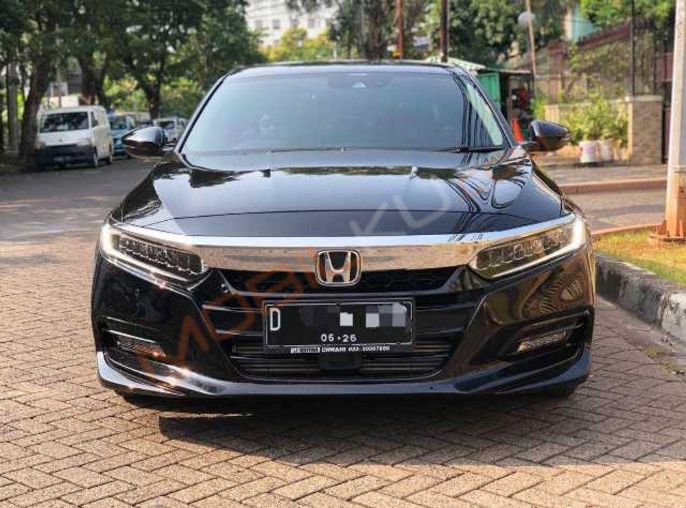 Mobil Honda Accord 2020