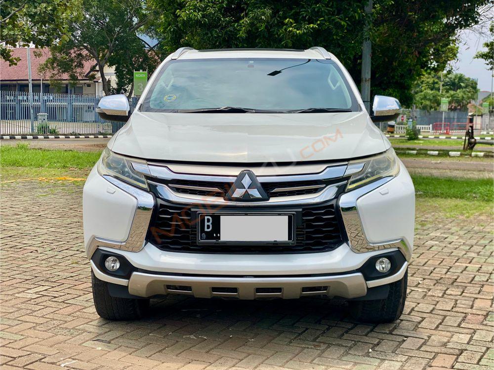 Mobil Mitsubishi Pajero Sport 2017