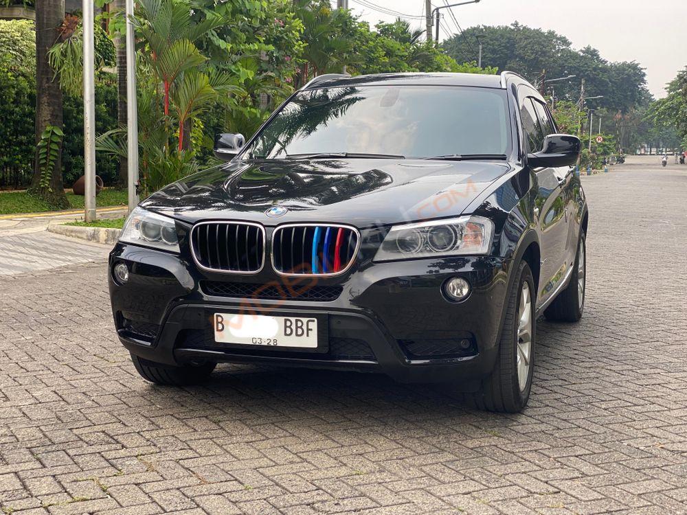 Mobil BMW X3 2012