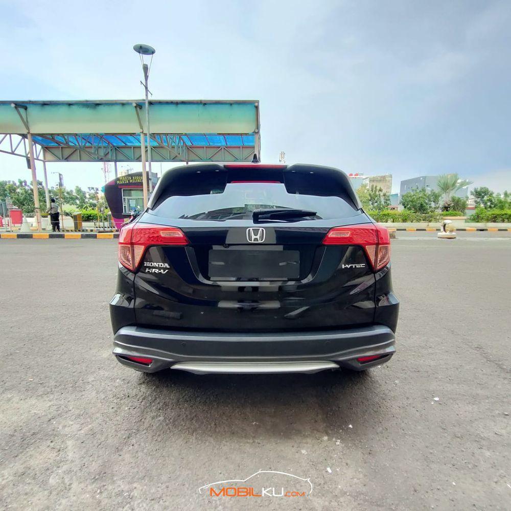Mobil Honda HR-V 2016