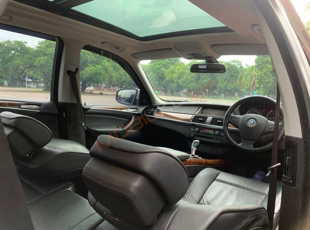 Mobil BMW X5 2008