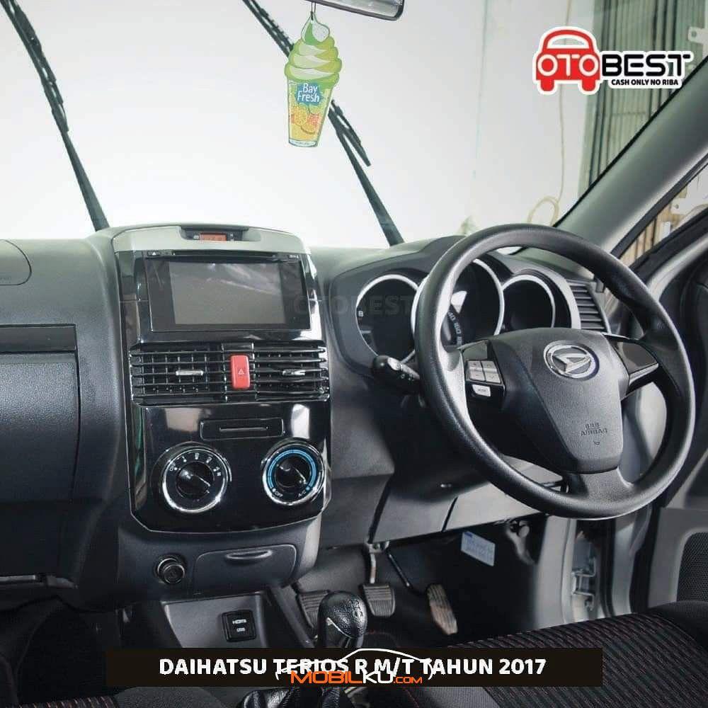 Mobil Daihatsu Terios 2017
