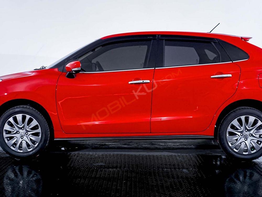 Mobil Suzuki Baleno 2019