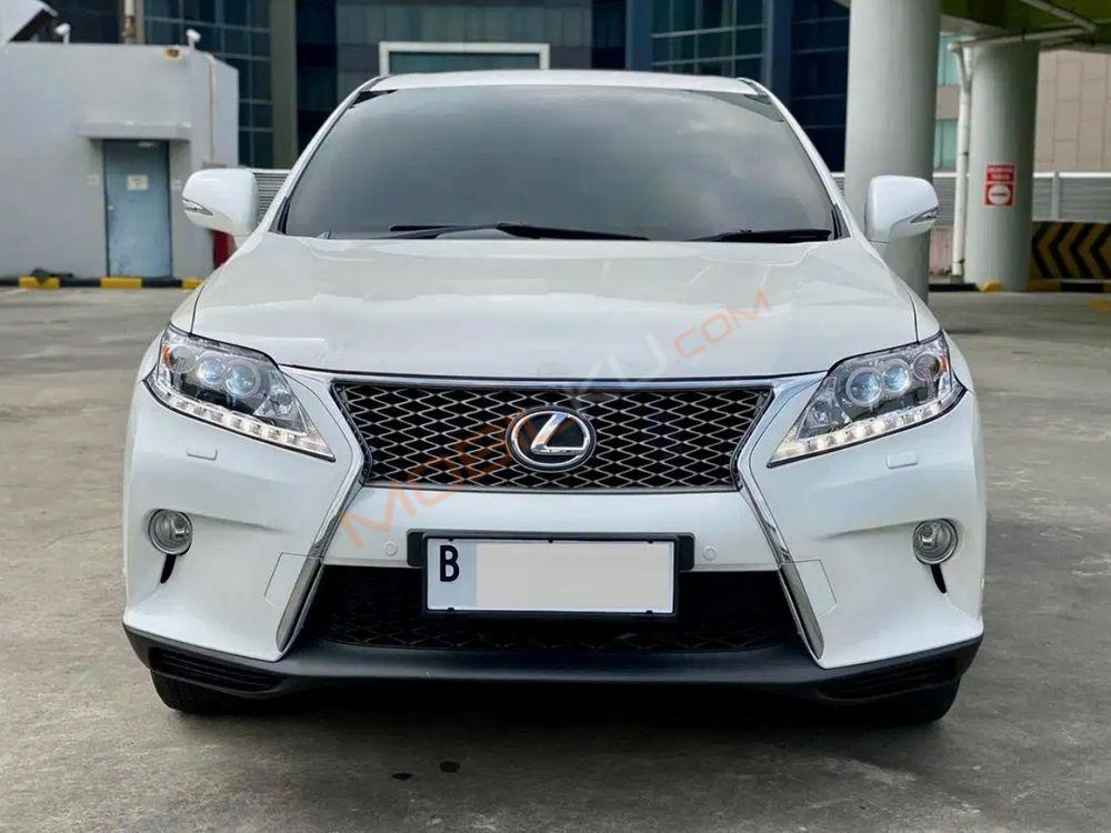 Mobil Lexus RX 2011