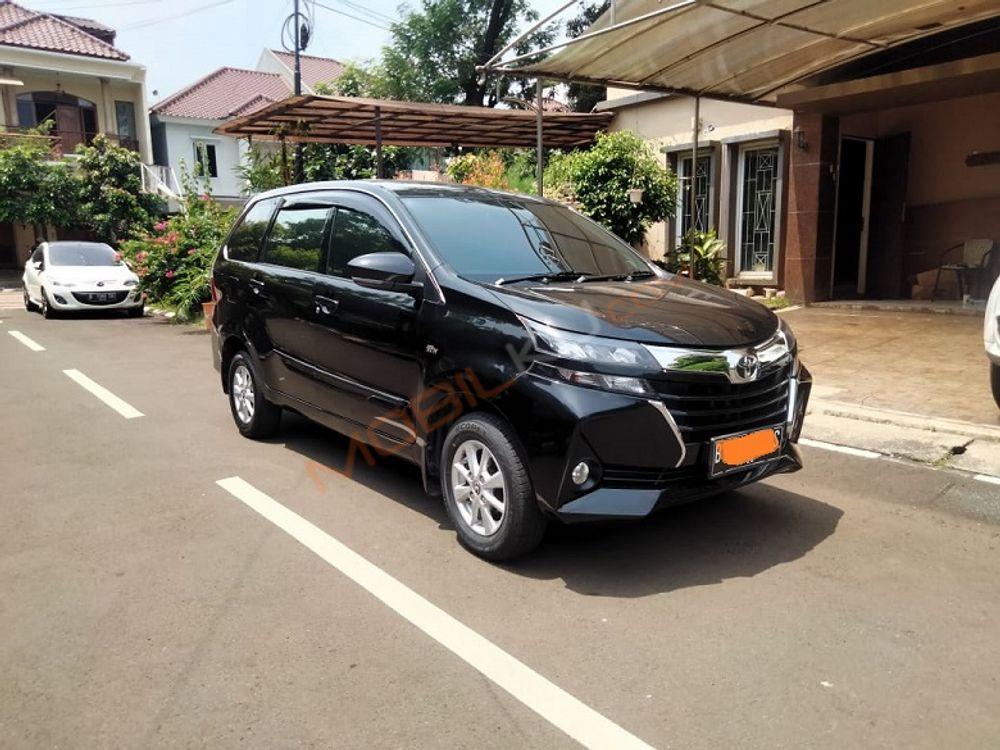 Mobil Toyota Avanza 2021