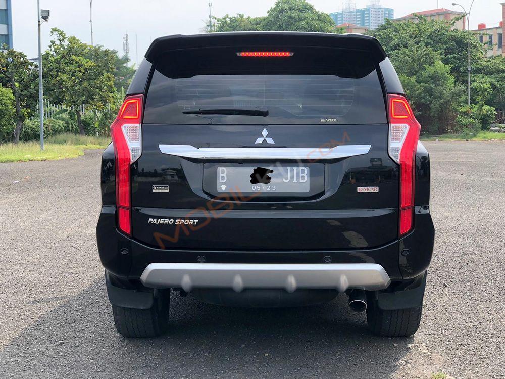 Mobil Mitsubishi Pajero Sport 2018