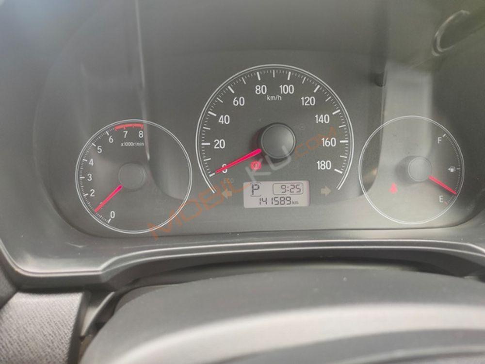 Mobil Honda Brio 2018