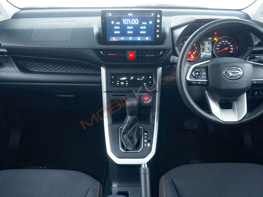 Mobil Daihatsu Xenia 2023