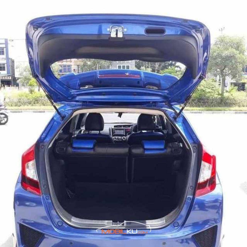 Mobil Honda Jazz 2015