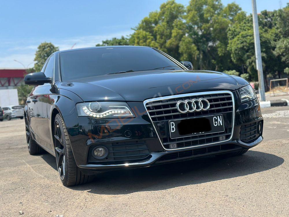 Mobil Audi A4 2014