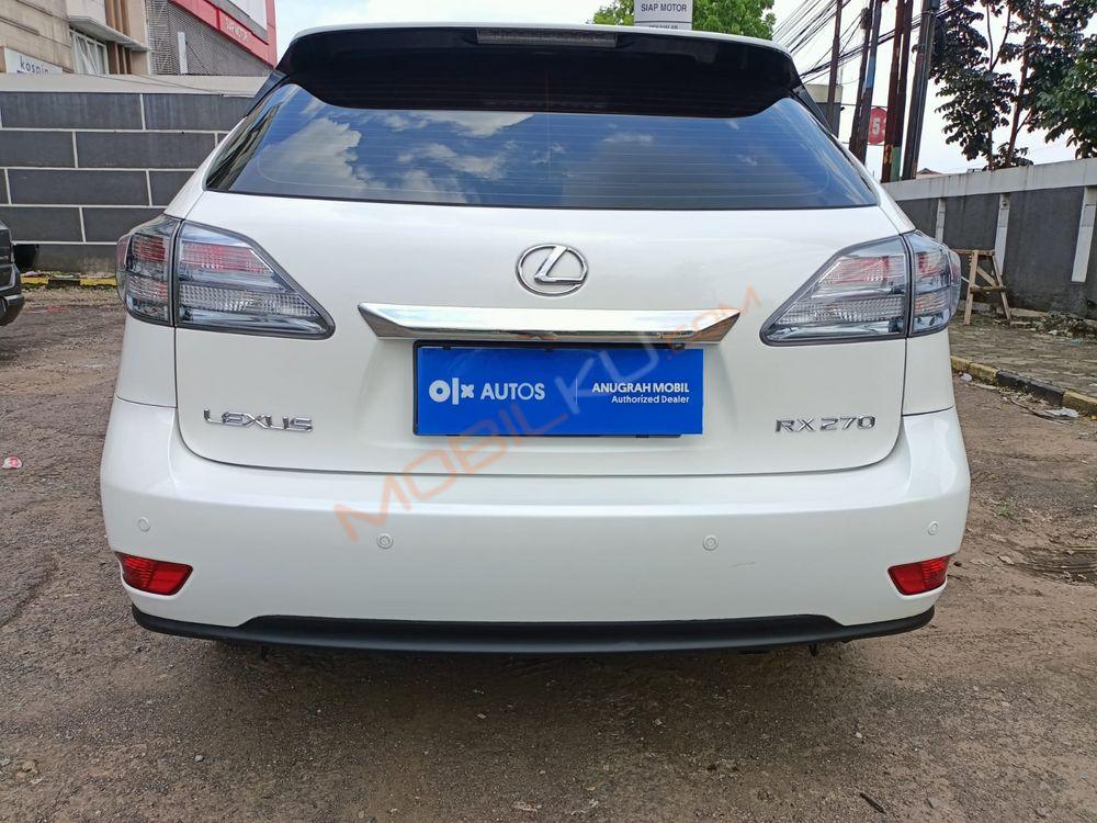 Mobil Lexus RX 2011