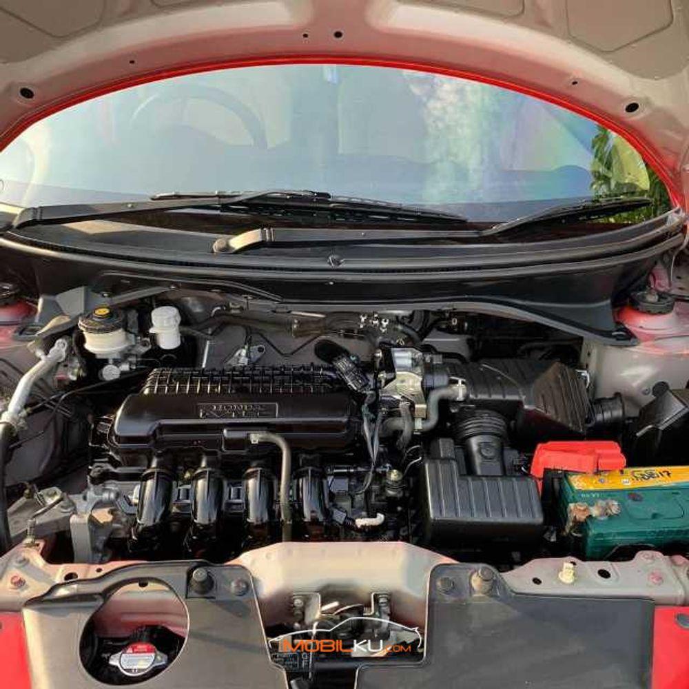 Mobil Honda Brio 2015