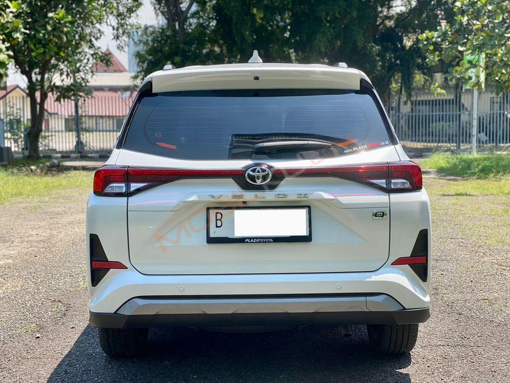Mobil Toyota Veloz 2022
