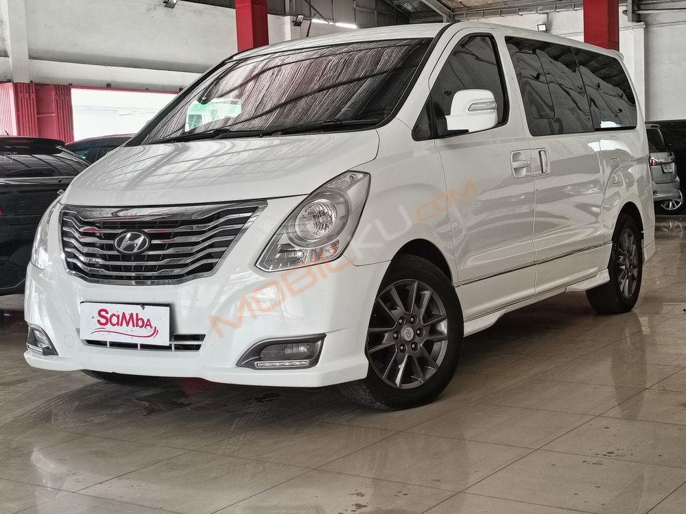 Mobil Hyundai H-1 2014