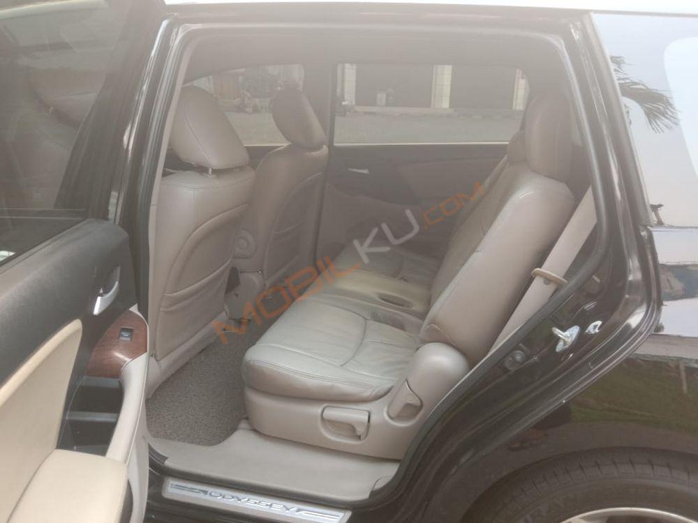 Mobil Honda Odyssey 2017