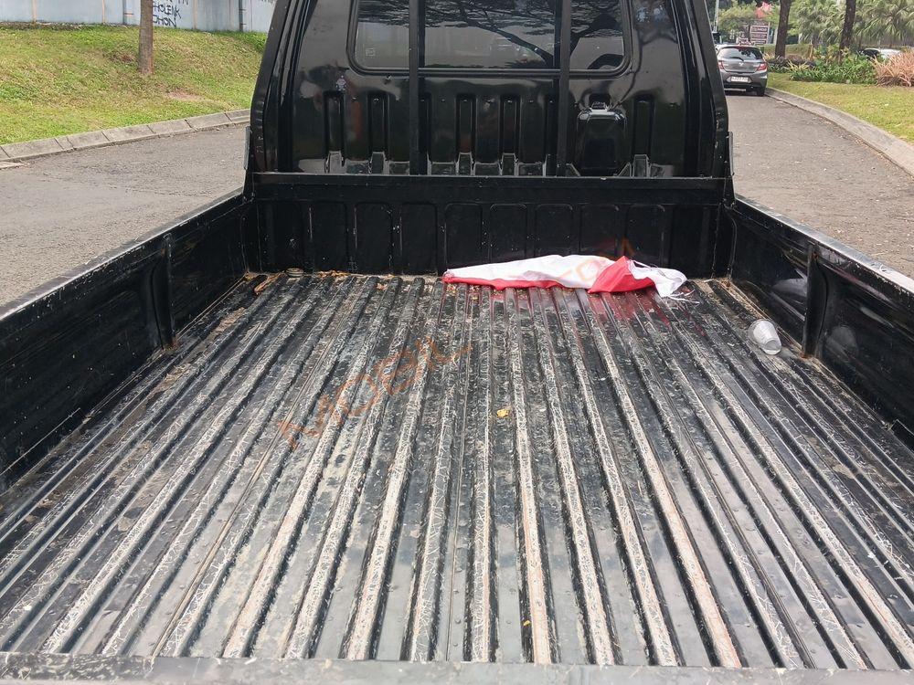 Mobil Mitsubishi L300 2022