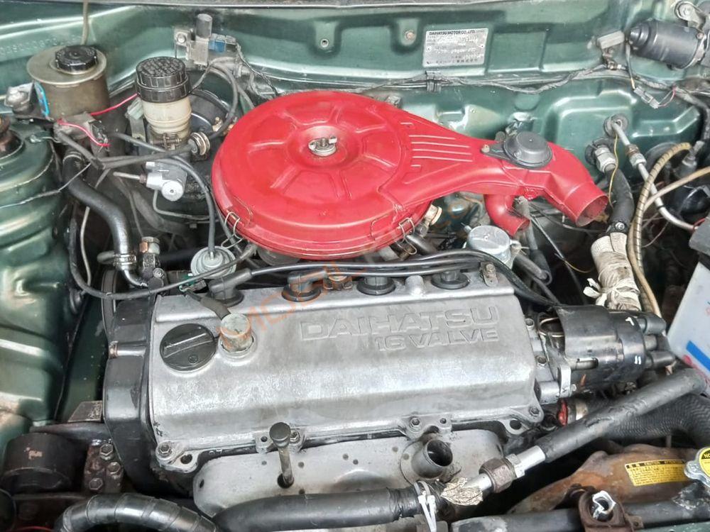Mobil Daihatsu Charade 1997