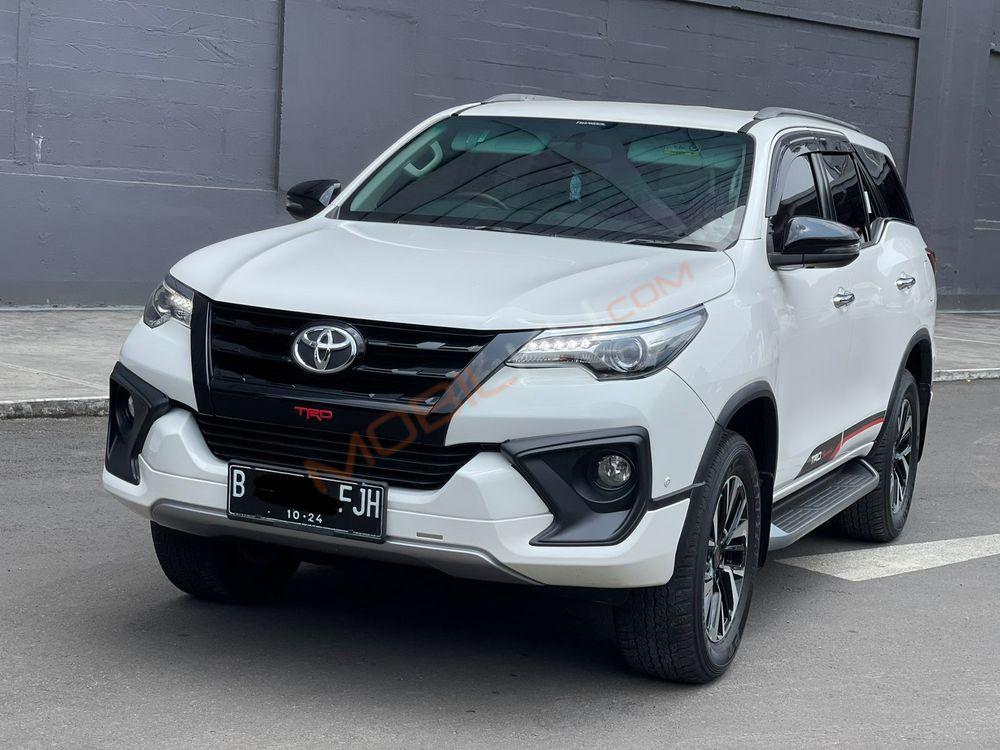Mobil Toyota Fortuner 2019