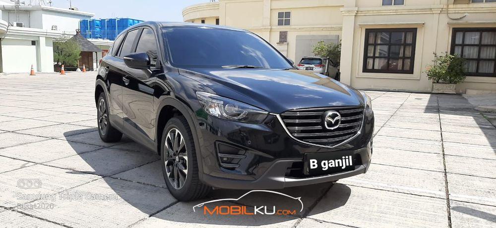 Mobil Mazda CX-5 2015