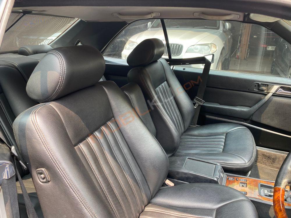 Mobil Mercedes-Benz C-Class 1995