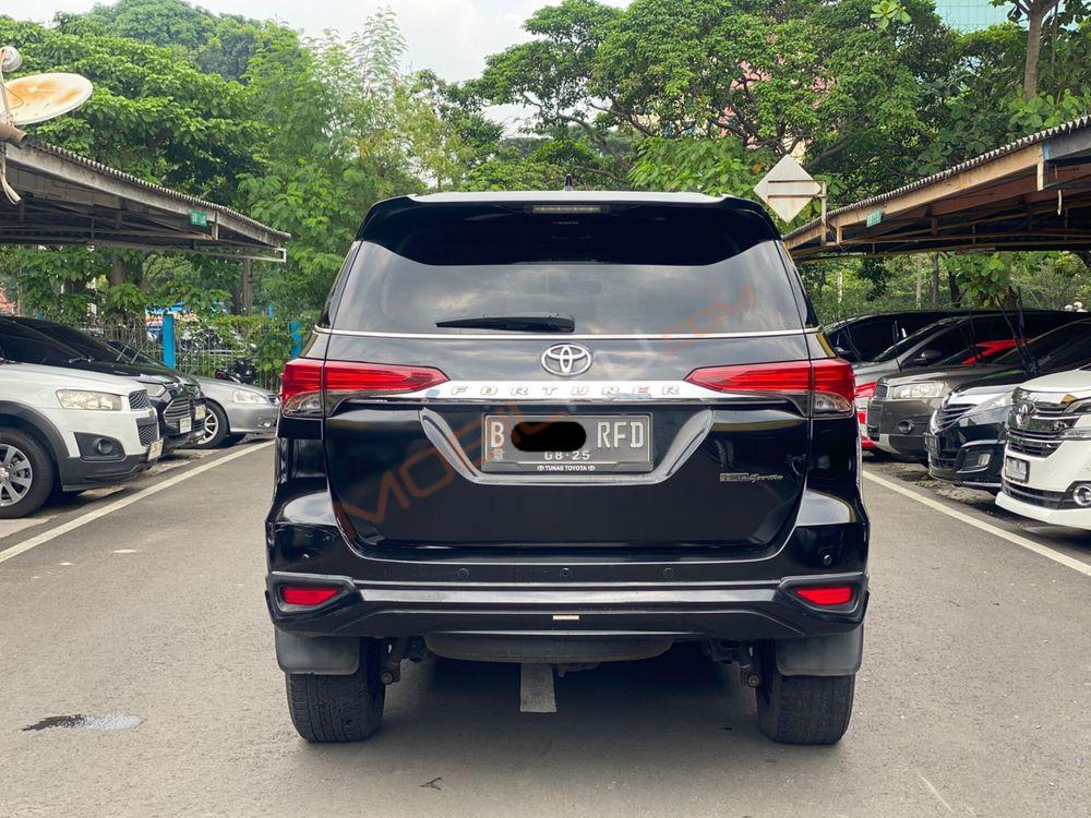 Mobil Toyota Fortuner 2020