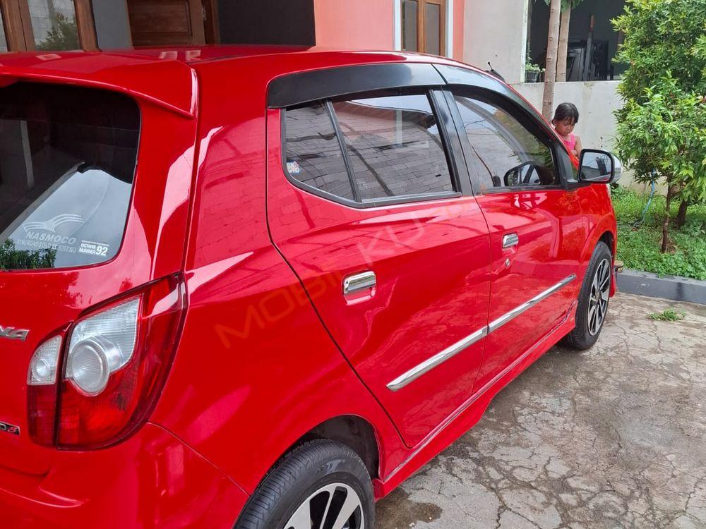 Mobil Toyota Agya 2016