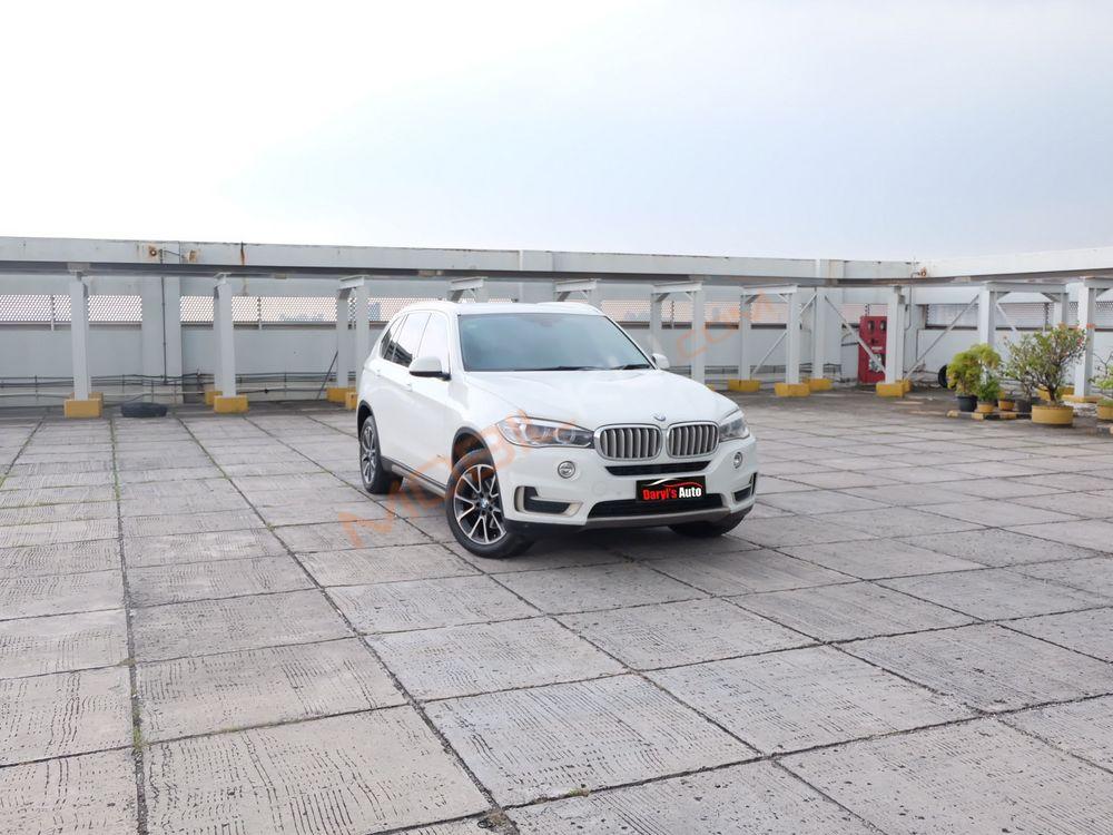 Mobil BMW X5 2015