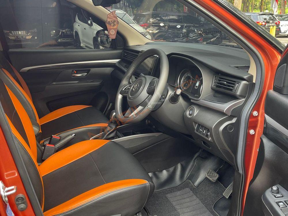 Mobil Suzuki XL7 2022