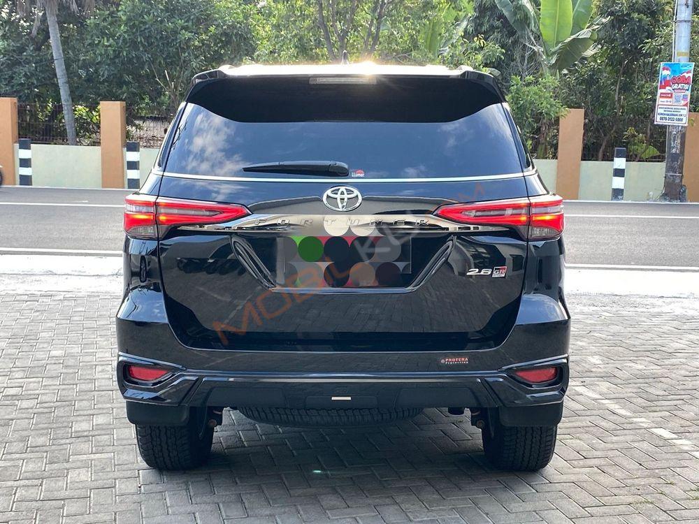 Mobil Toyota Fortuner 2023
