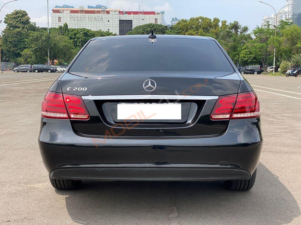 Mobil Mercedes-Benz E-Class 2016