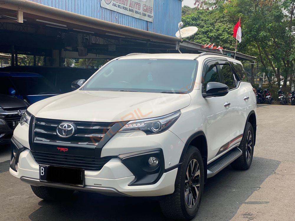 Mobil Toyota Fortuner 2019