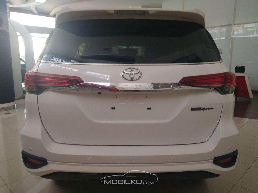 Mobil Toyota Fortuner 2019