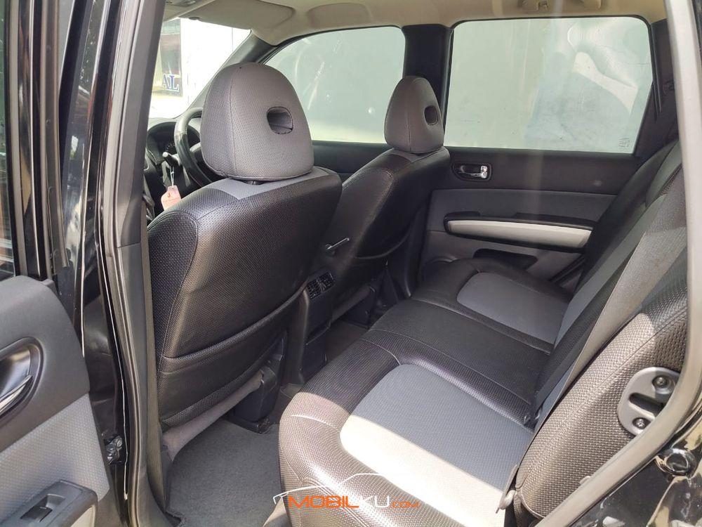 Mobil Nissan X-Trail 2013