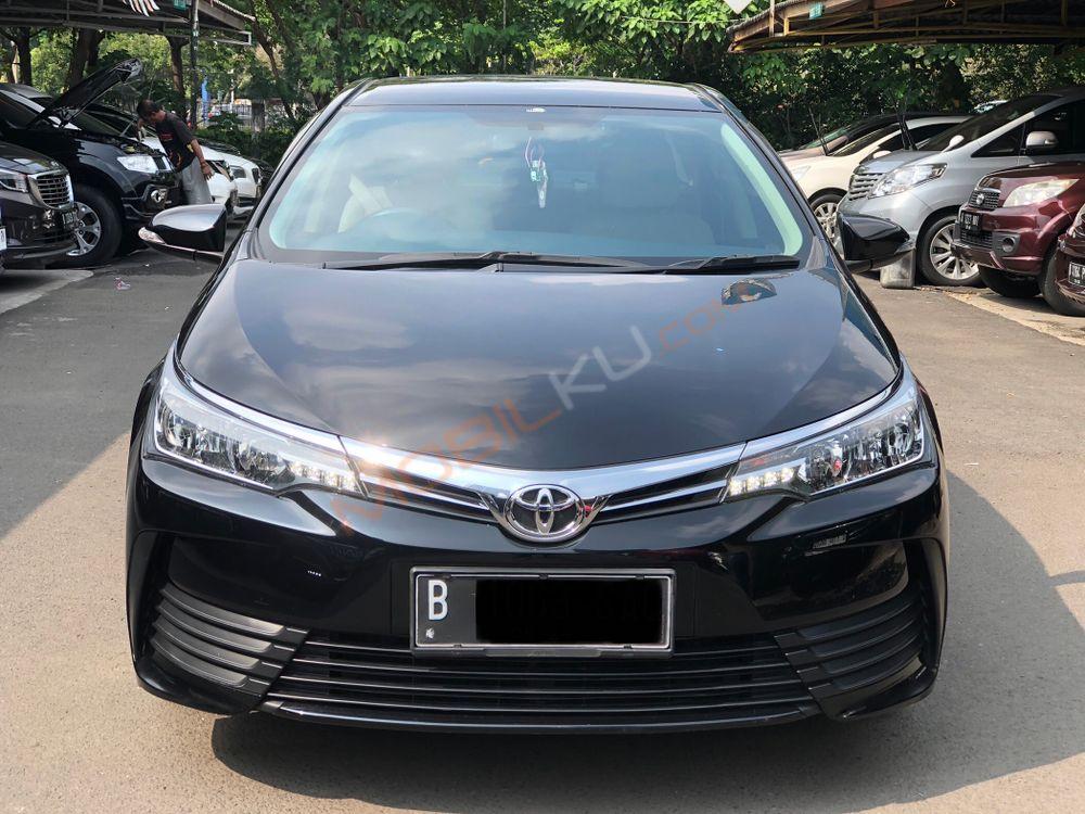 Mobil Toyota Corolla 2018