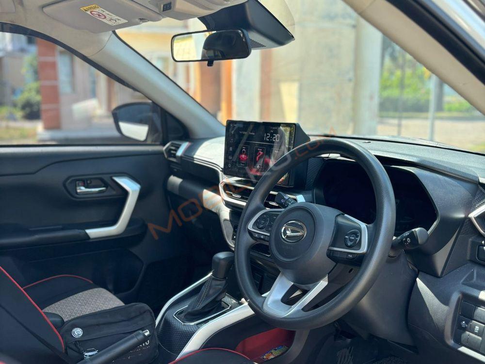 Mobil Daihatsu Rocky 2022