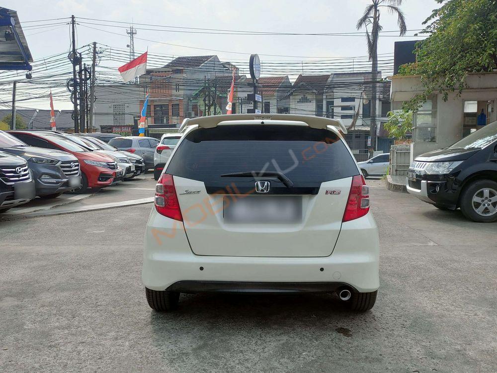 Mobil Honda Jazz 2010