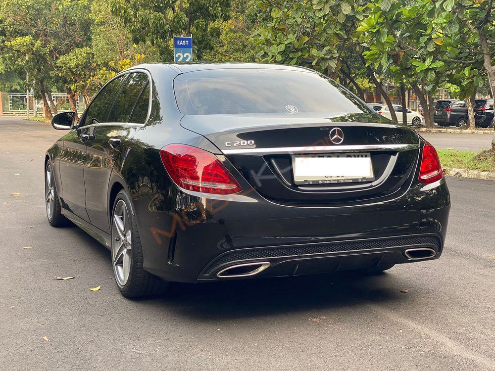 Mobil Mercedes-Benz C-Class 2018