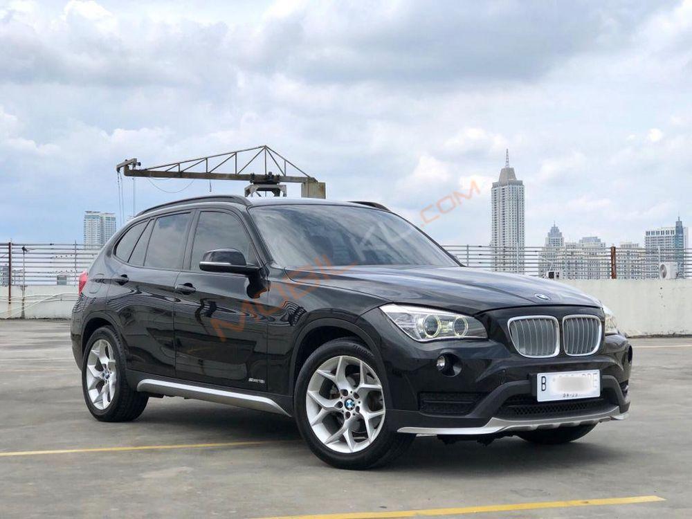 Mobil BMW X1 2015
