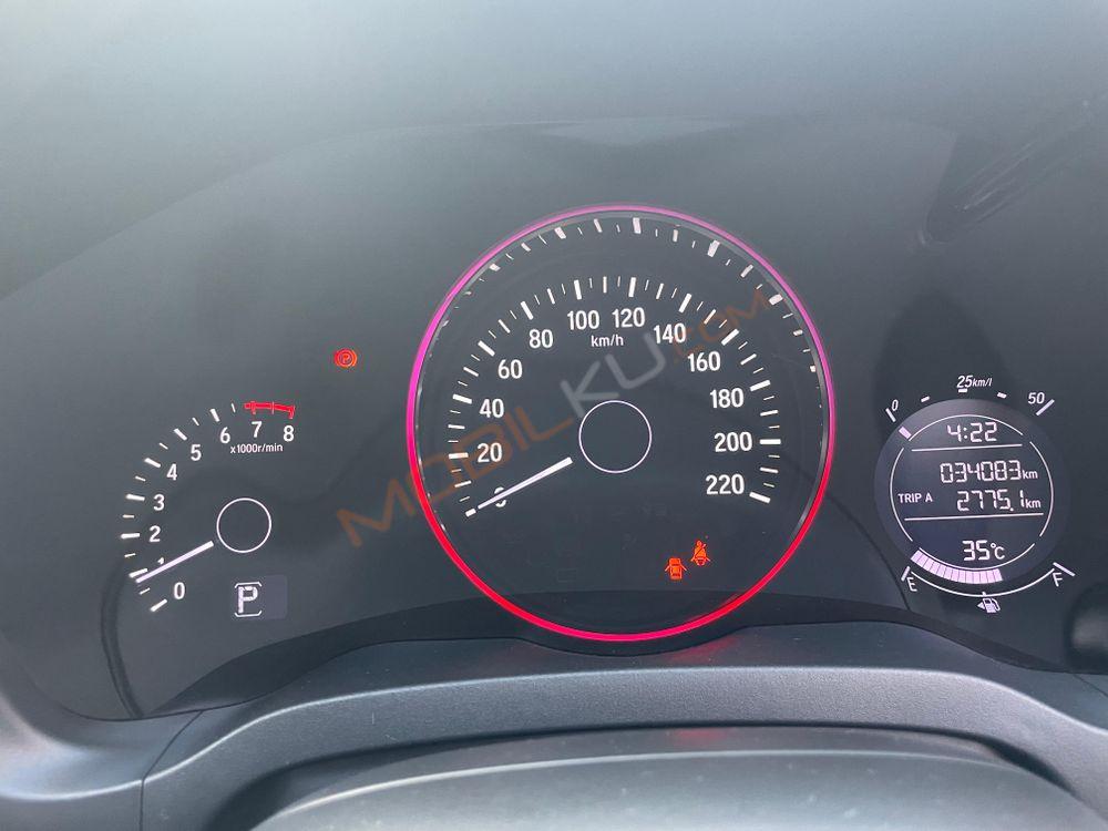 Mobil Honda HR-V 2020