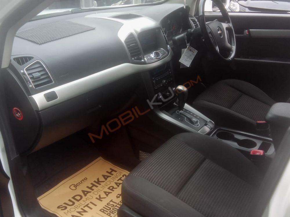 Mobil Chevrolet Captiva 2015