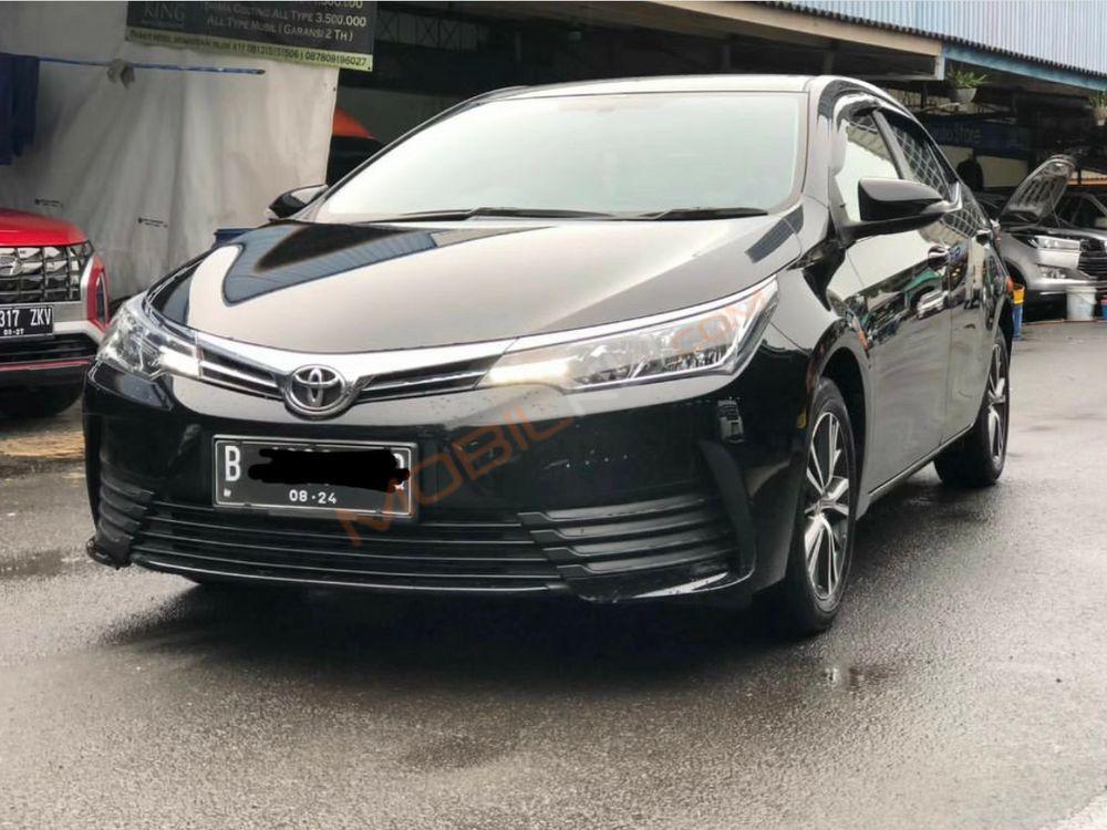 Mobil Toyota Corolla 2018