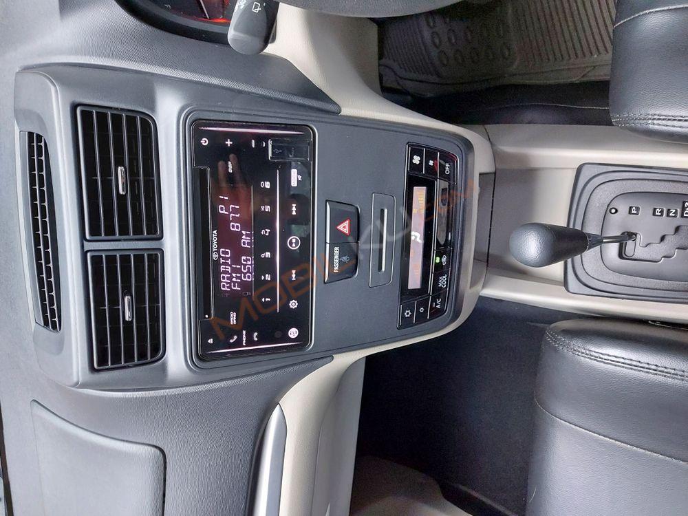 Mobil Toyota Avanza 2020