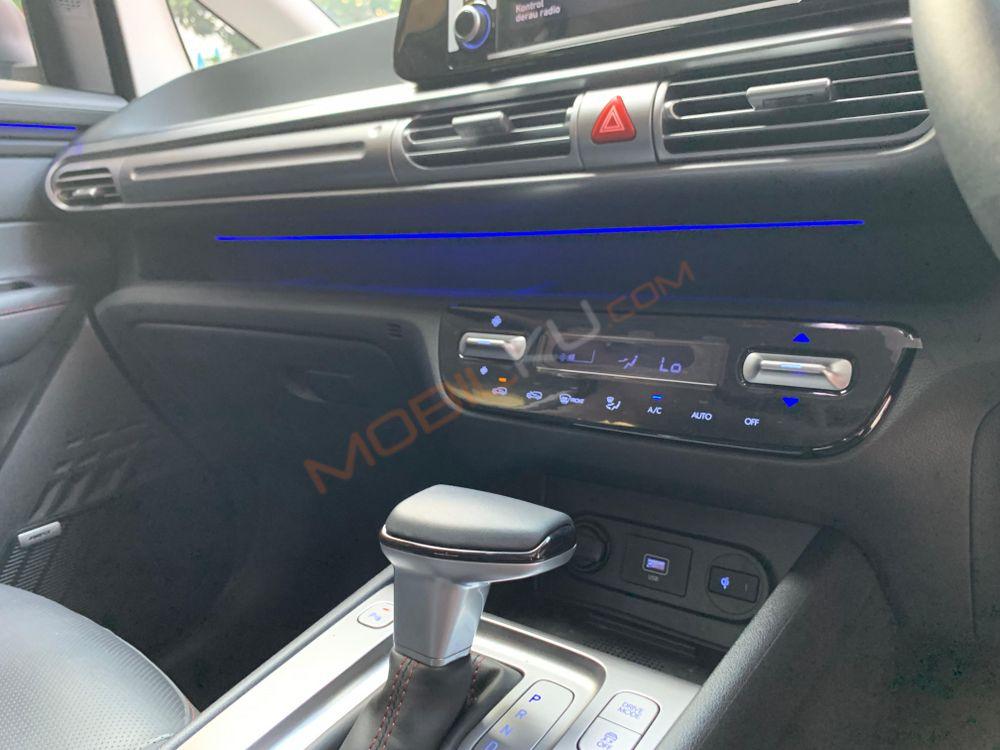Mobil Hyundai Stargazer X 2024