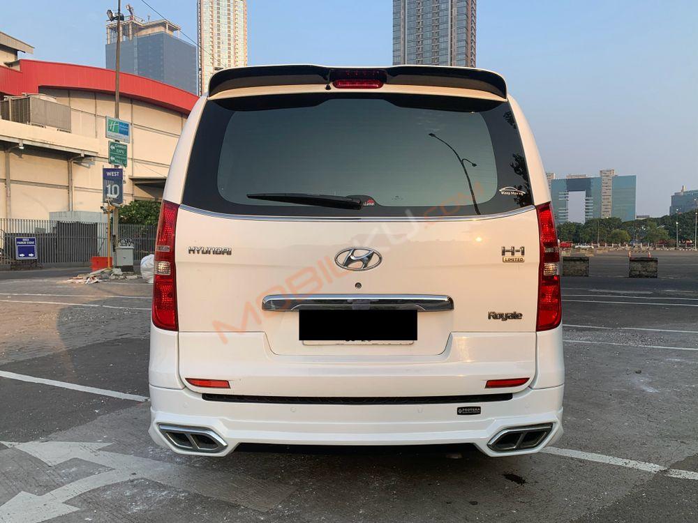 Mobil Hyundai H-1 2018