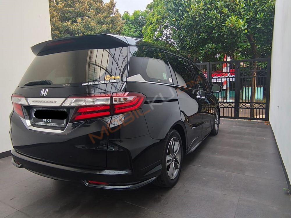 Mobil Honda Odyssey 2018