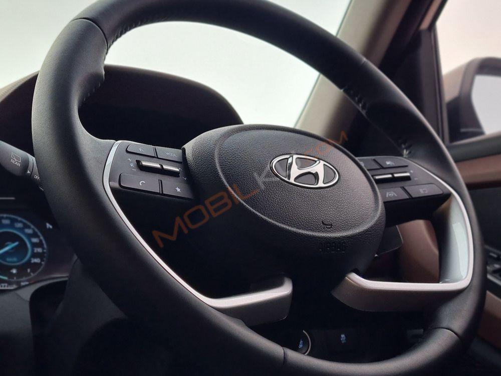 Mobil Hyundai Creta 2022