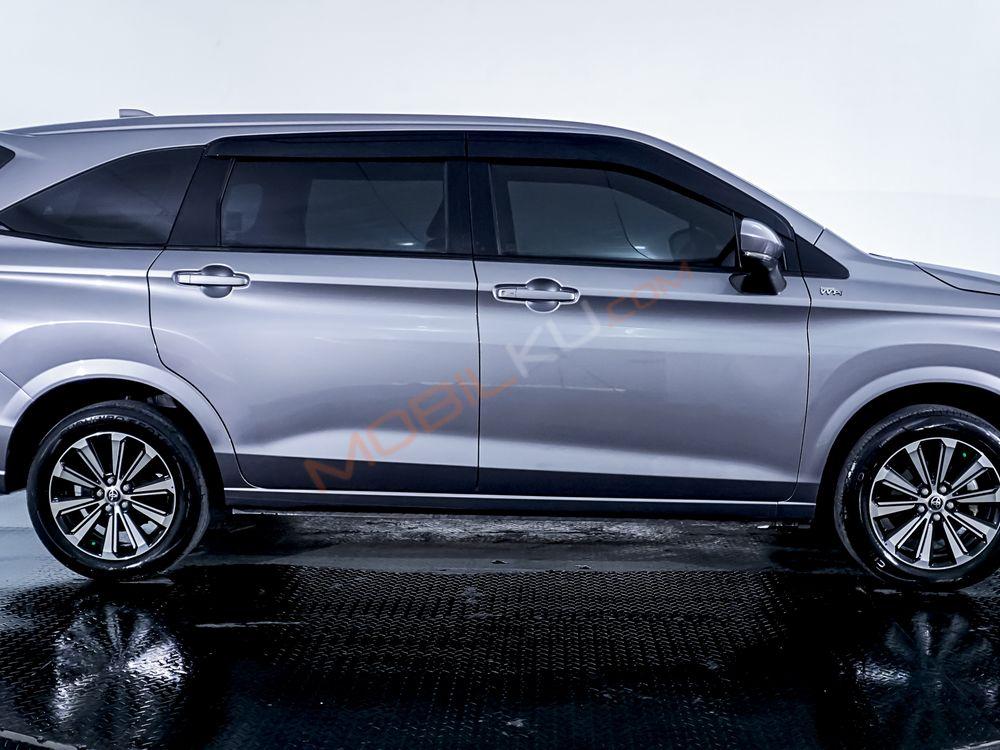Mobil Toyota Avanza 2021