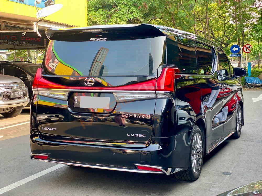 Mobil Toyota Alphard 2018