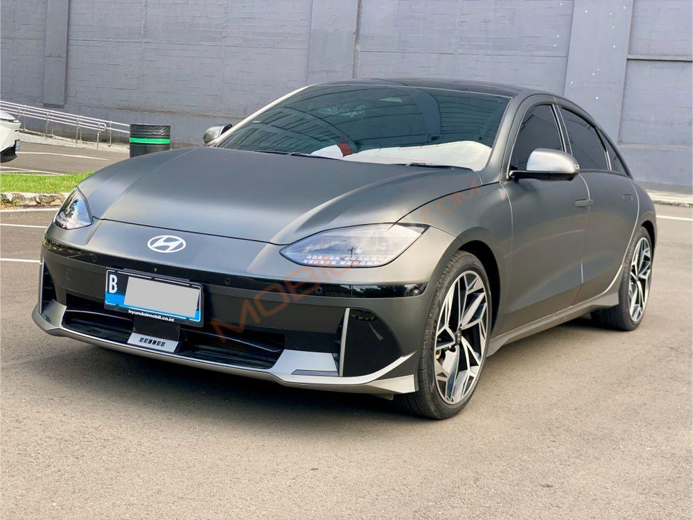 Mobil Hyundai Ioniq 6 2023