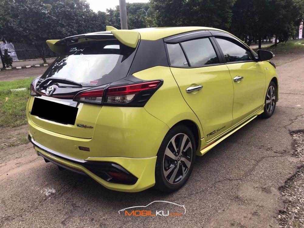 Mobil Toyota Yaris 2019
